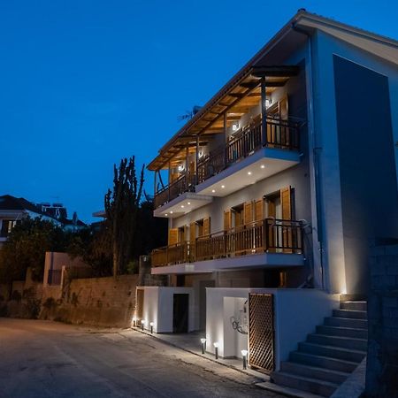Ionis Apartments Preveza Esterno foto
